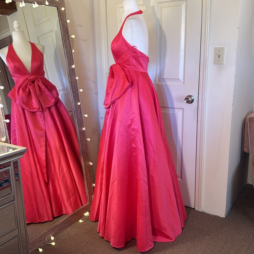 Mac Duggal Hot Pink Satin Plunge-Neck Maxi Gown with Bow - Picture 7 of 12